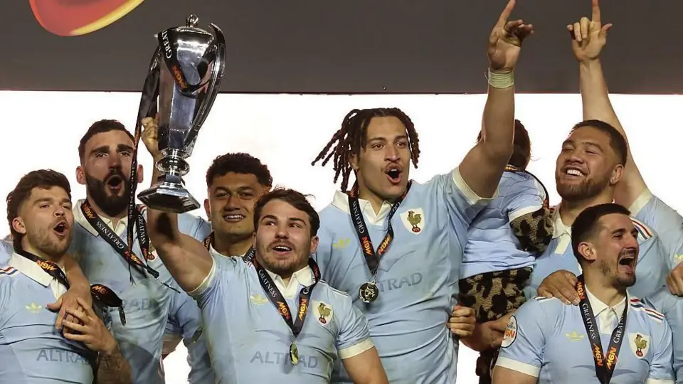 Gordon hits back at ‘complete nonsense’ from Rooney and Shearer